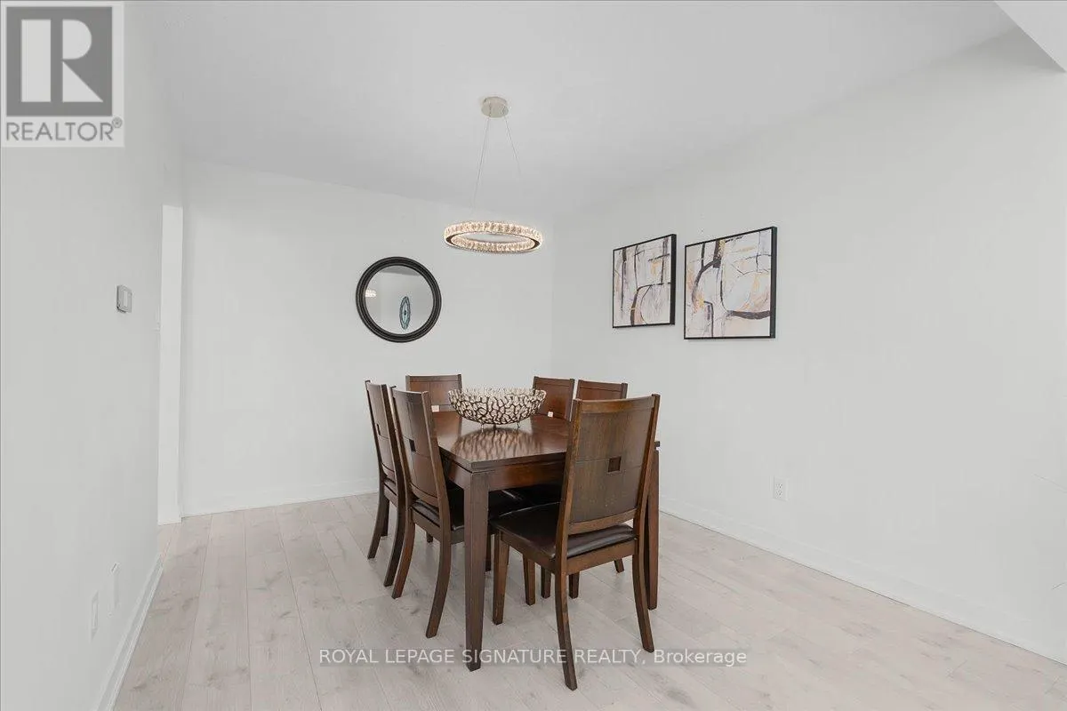 11 - 384 LIMERIDGE ROAD E