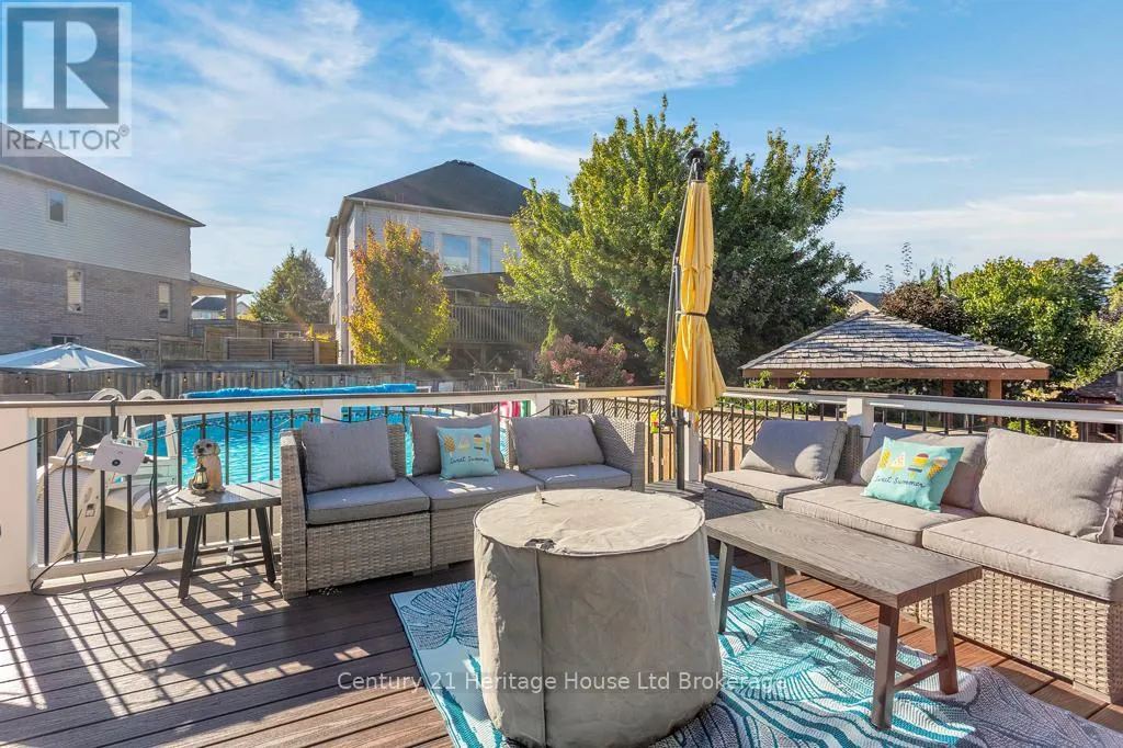 447 ALAN CRESCENT