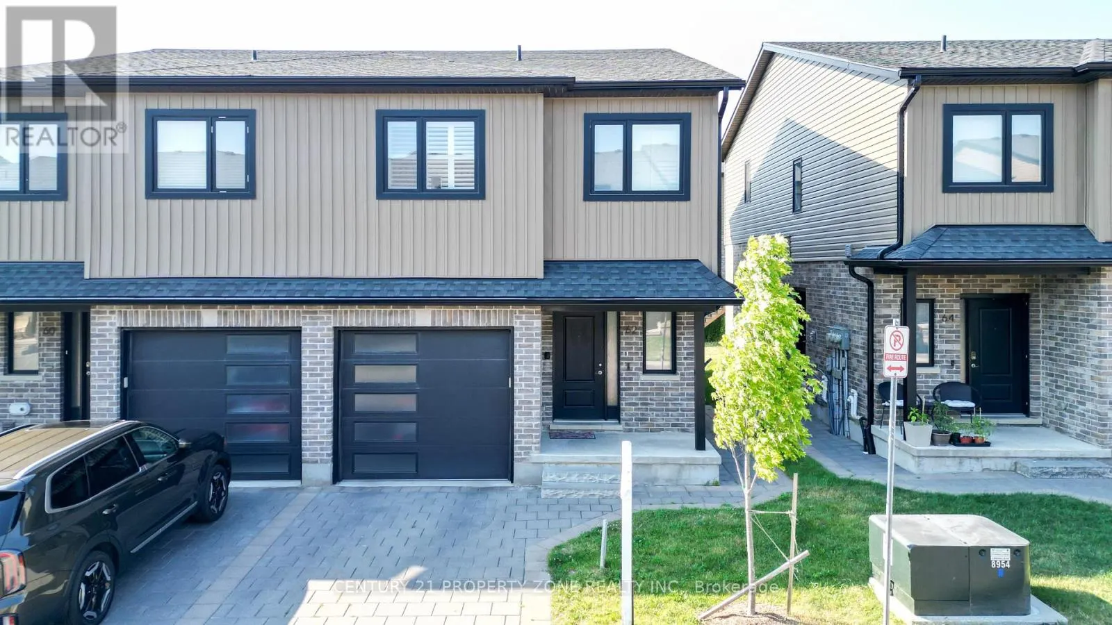 62 - 811 SARNIA ROAD