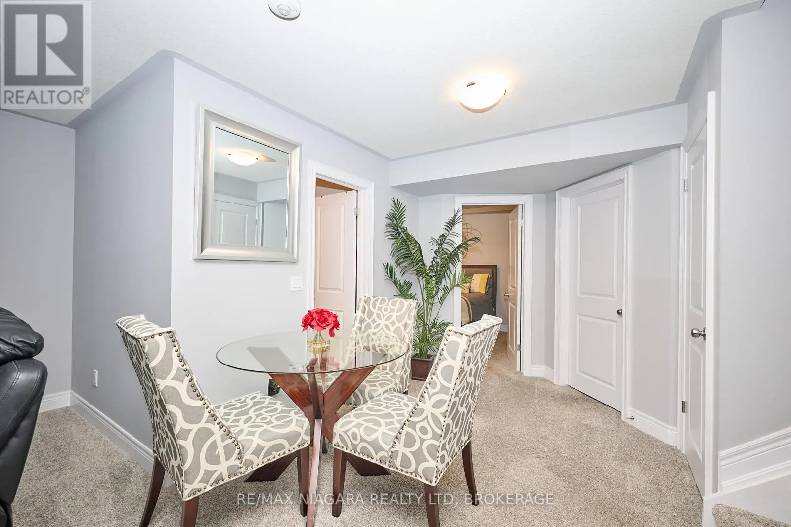 4049 VILLAGE CREEK DRIVE