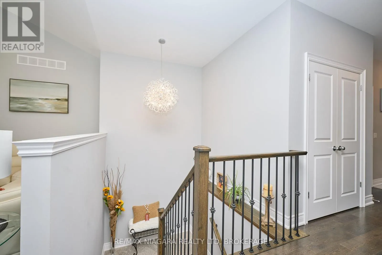 4049 VILLAGE CREEK DRIVE