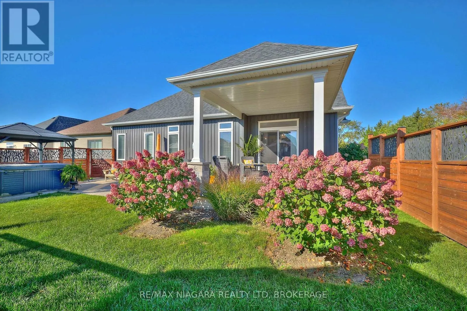 4049 VILLAGE CREEK DRIVE