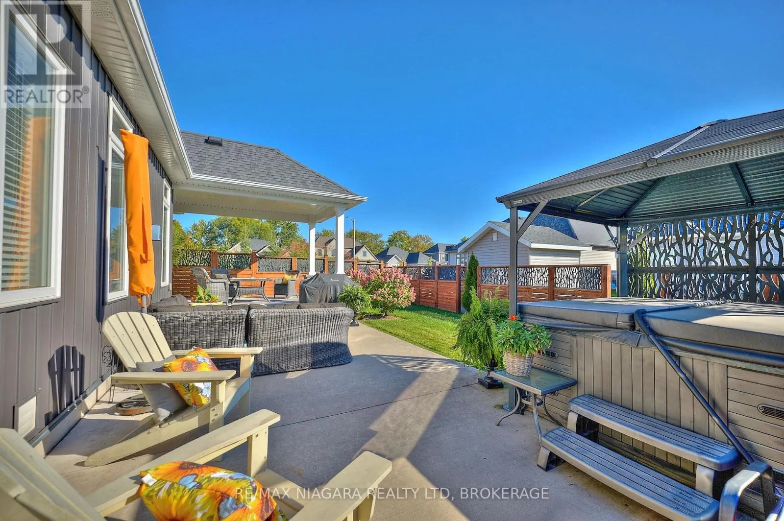 4049 VILLAGE CREEK DRIVE