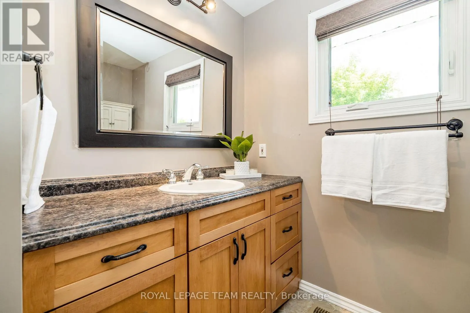 1234 KINBURN SIDE ROAD
