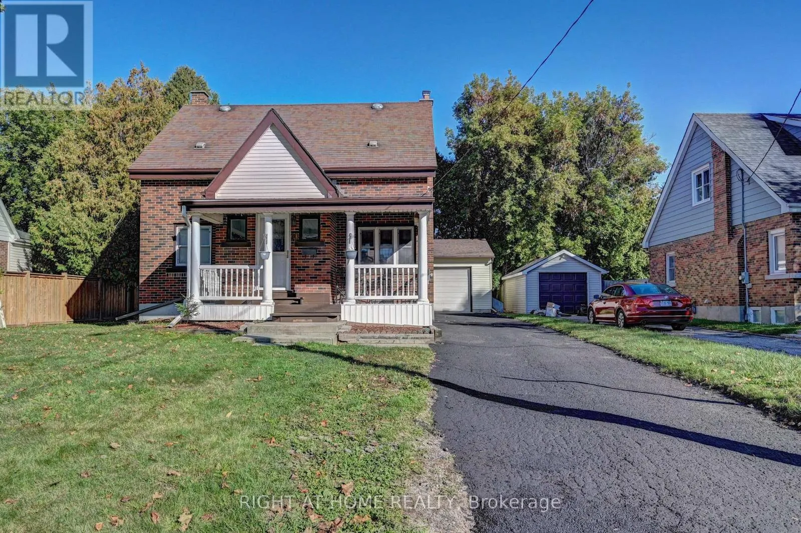 10 MONROE STREET N