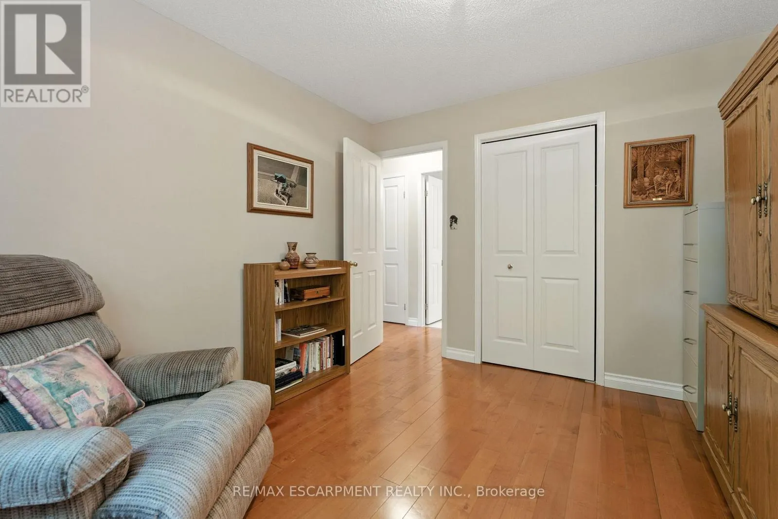 18 NAPLES BOULEVARD