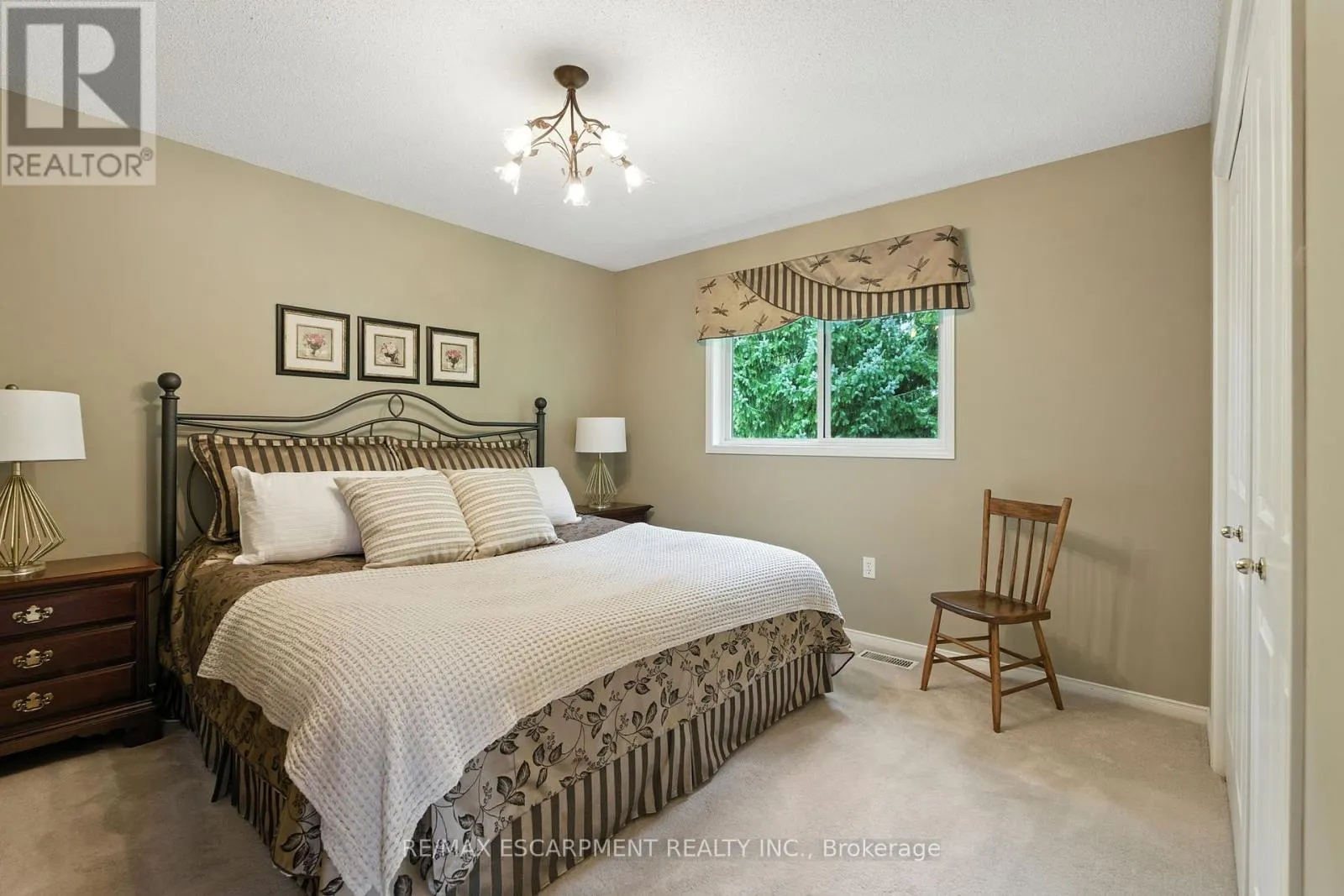 18 NAPLES BOULEVARD