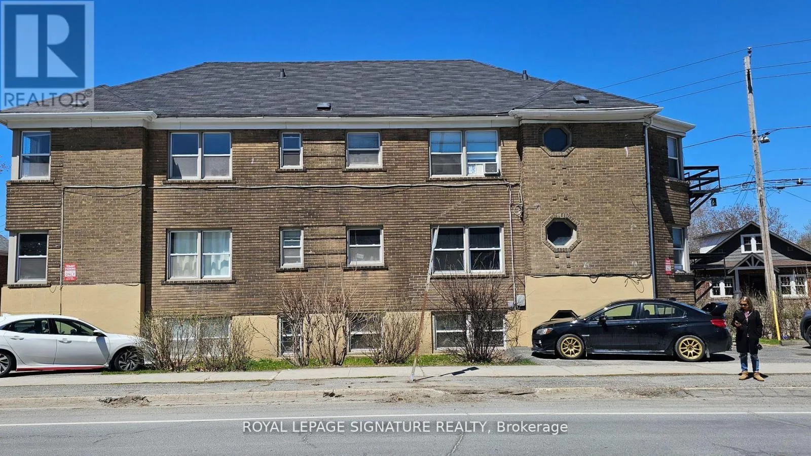 99 DOUGLAS STREET