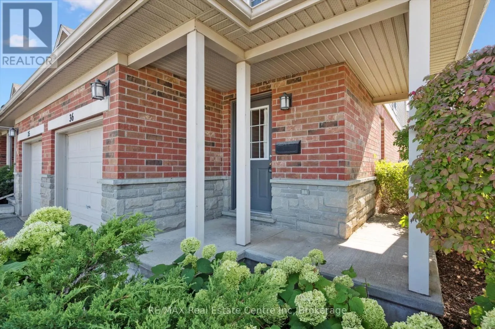 36 - 124 GOSLING GARDENS, #36