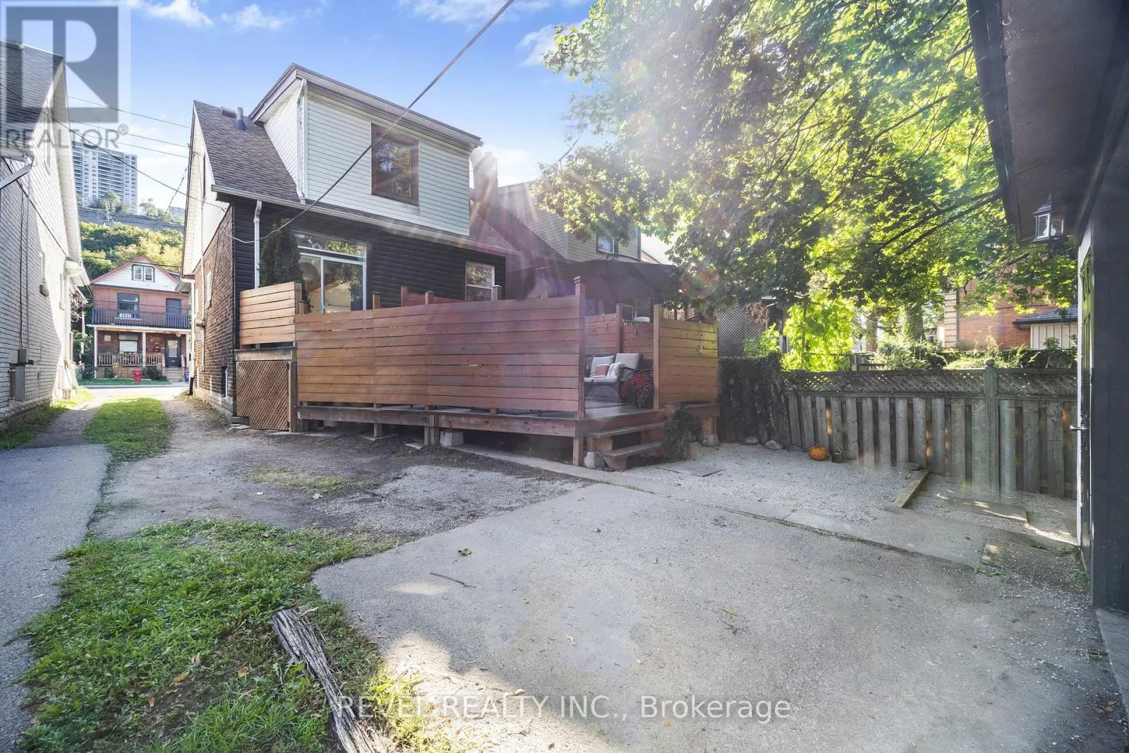 289 CUMBERLAND AVENUE