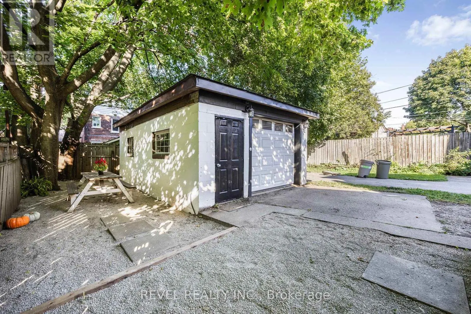 289 CUMBERLAND AVENUE