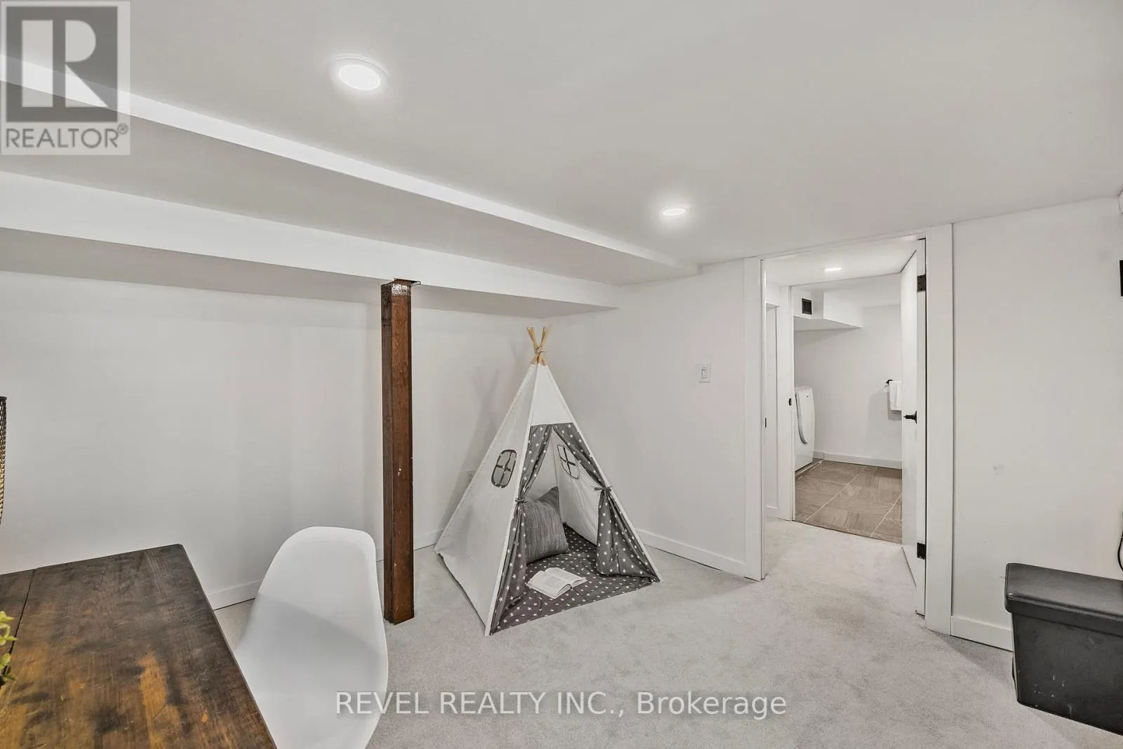 289 CUMBERLAND AVENUE