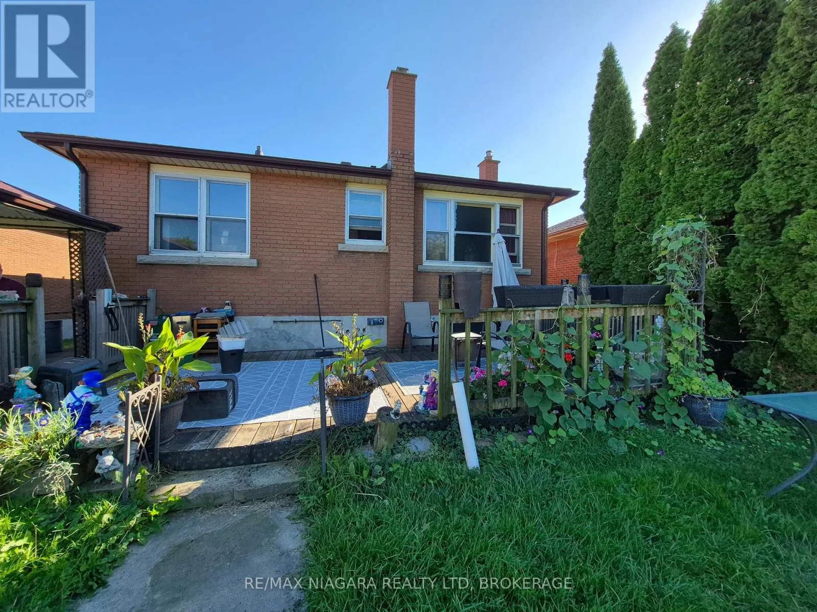 5711 KITCHENER STREET