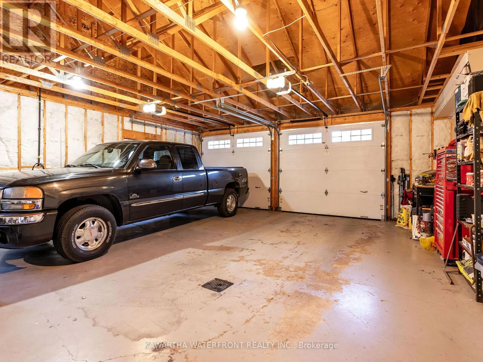33 NORTHLINE ROAD