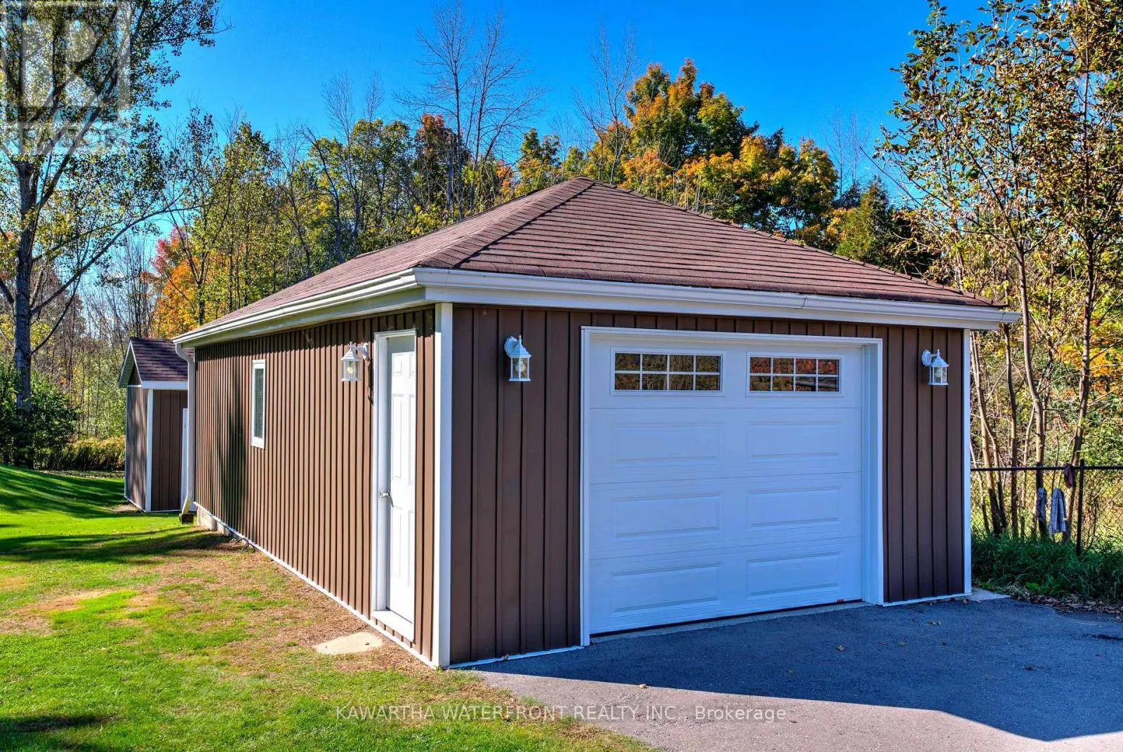 33 NORTHLINE ROAD