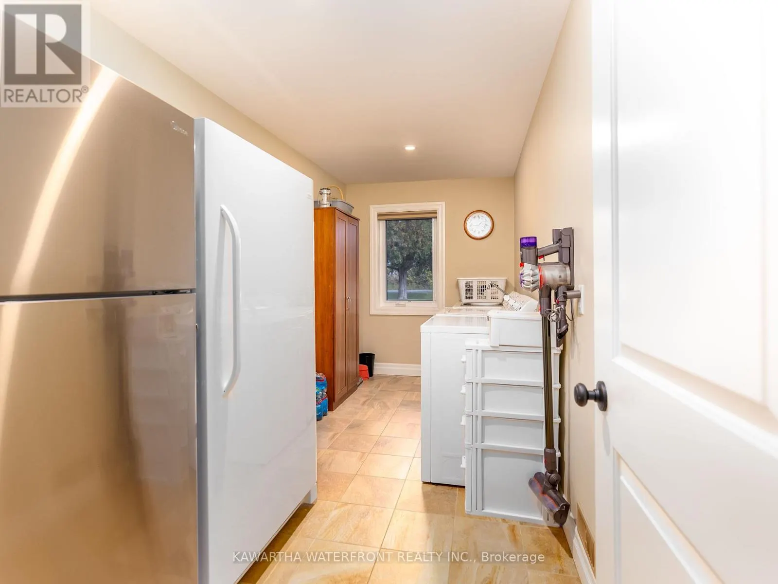 33 NORTHLINE ROAD