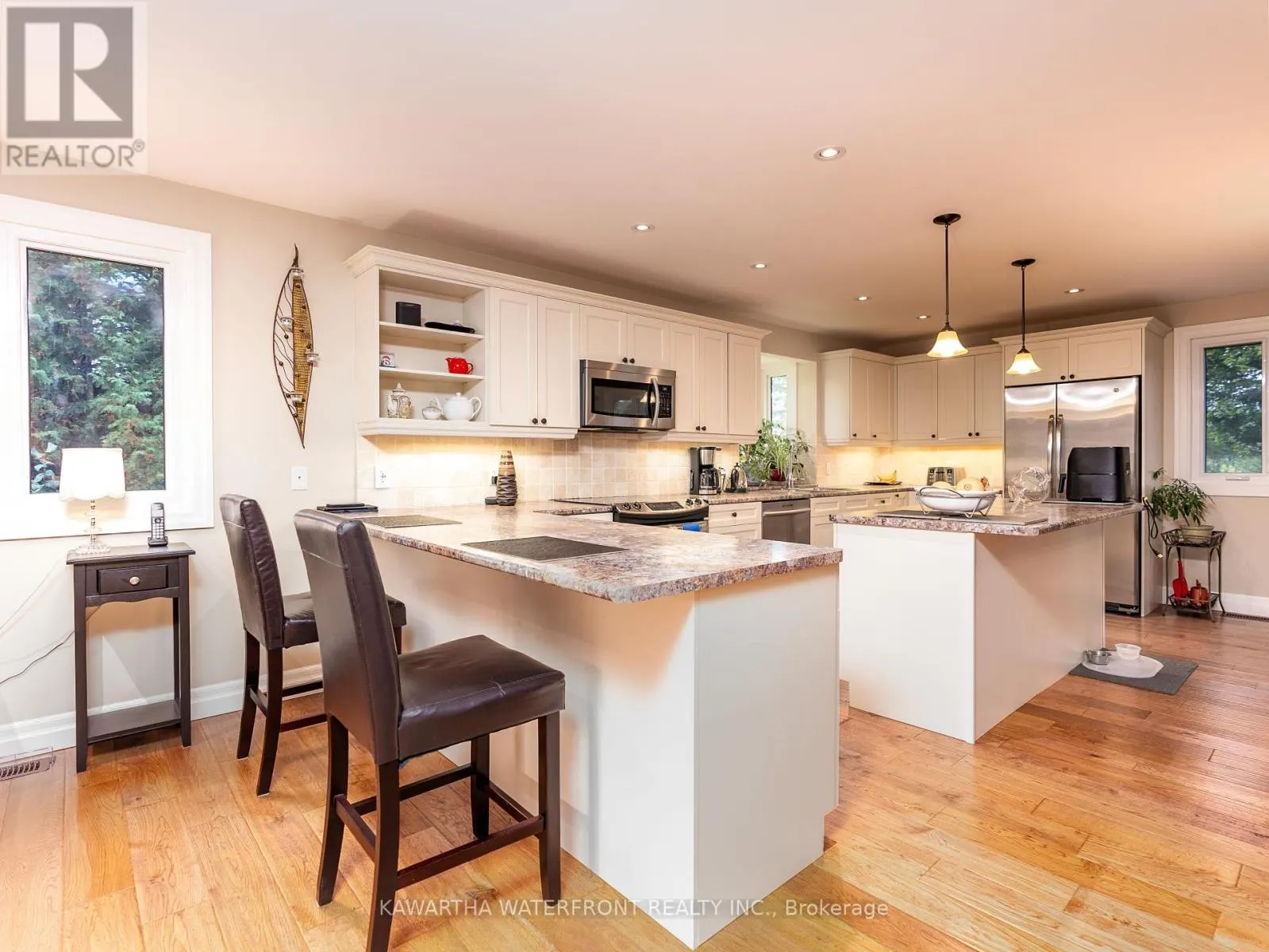 33 NORTHLINE ROAD