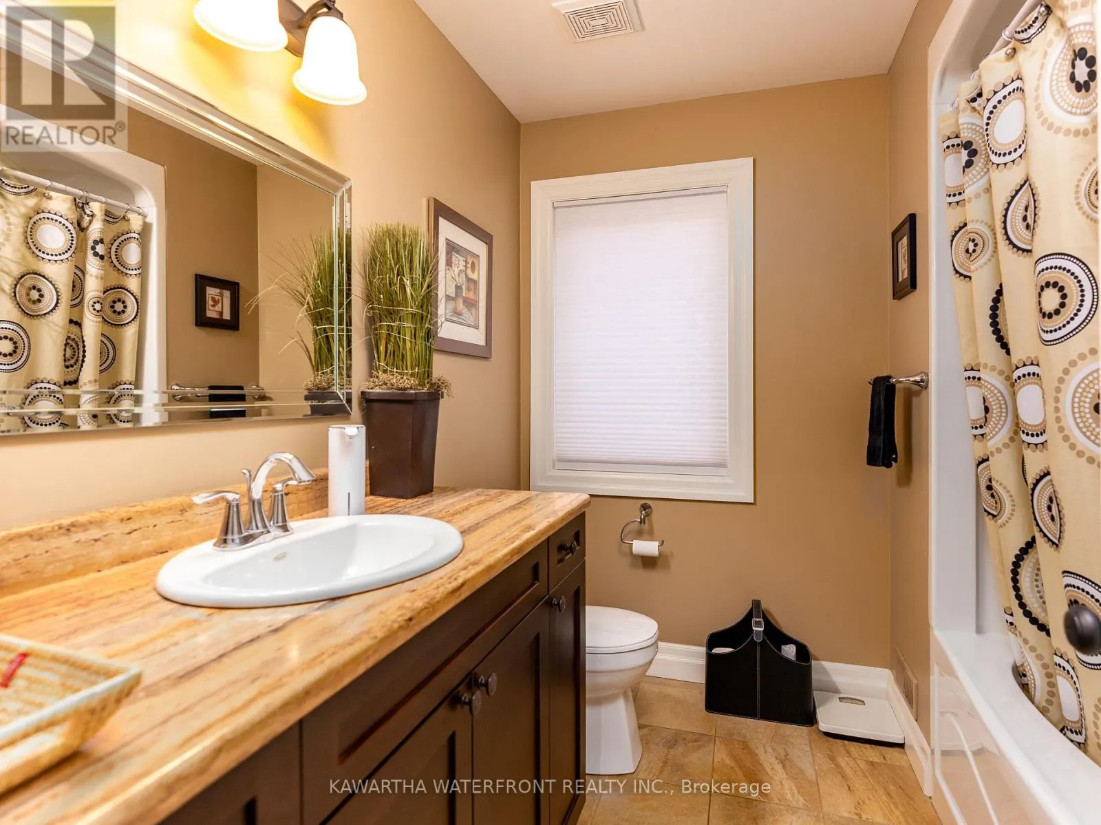 33 NORTHLINE ROAD