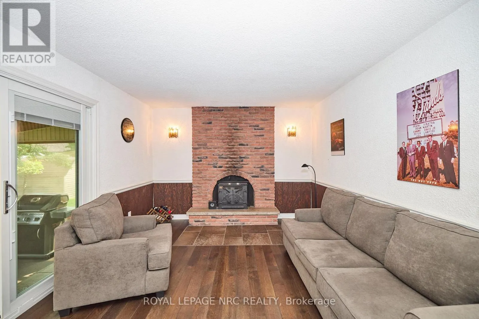 6968 BRIAN CRESCENT