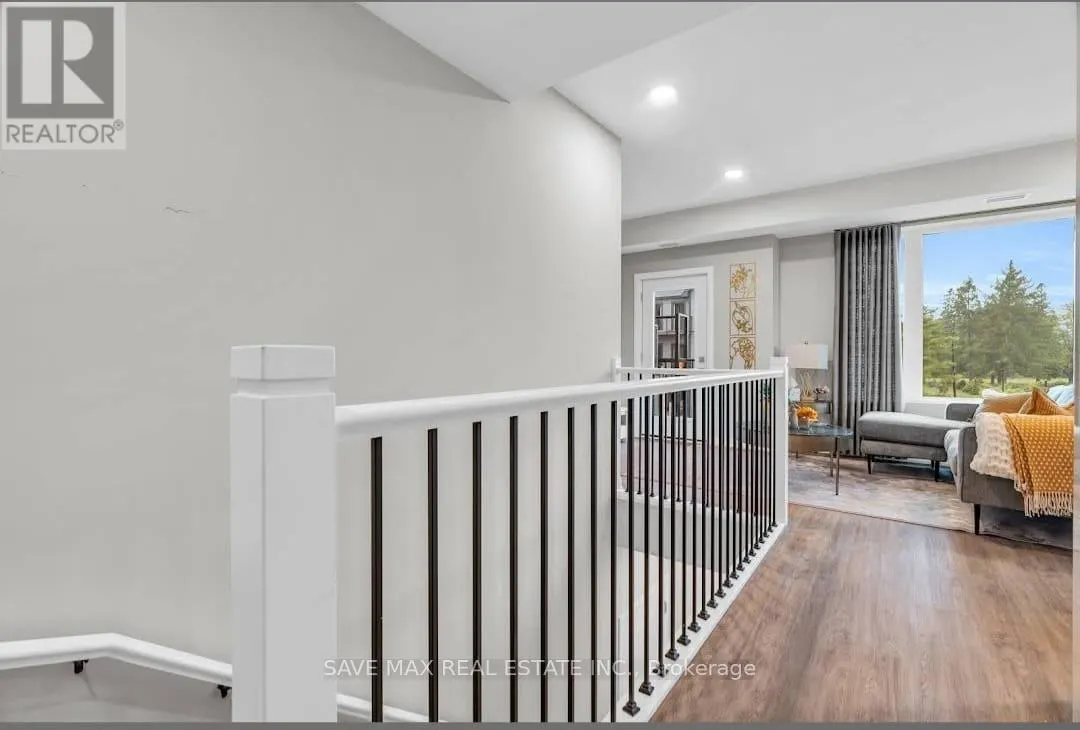311 - 708 WOOLWICH STREET