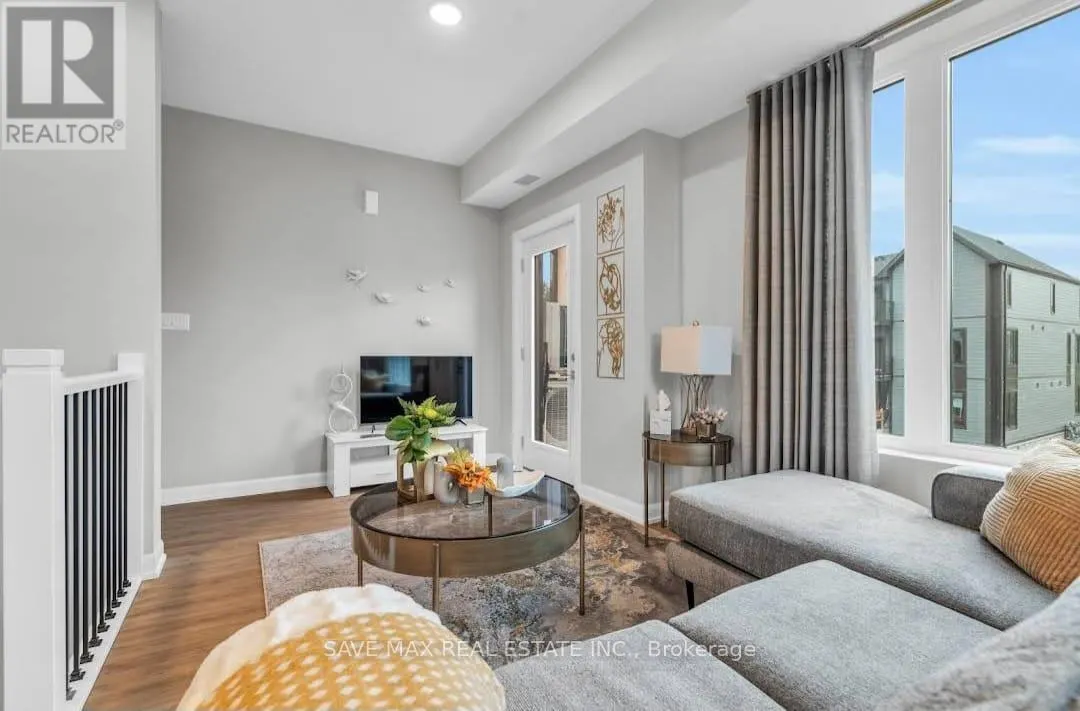 311 - 708 WOOLWICH STREET