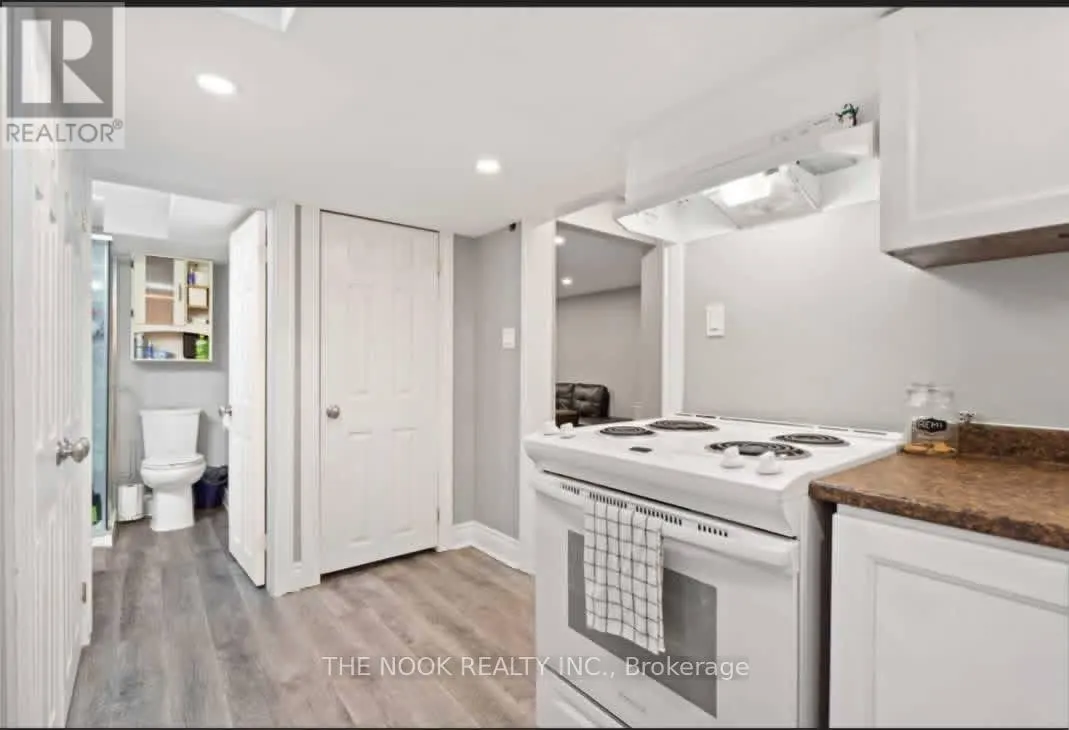 2 - 573 DAINTRY CRESCENT, #2