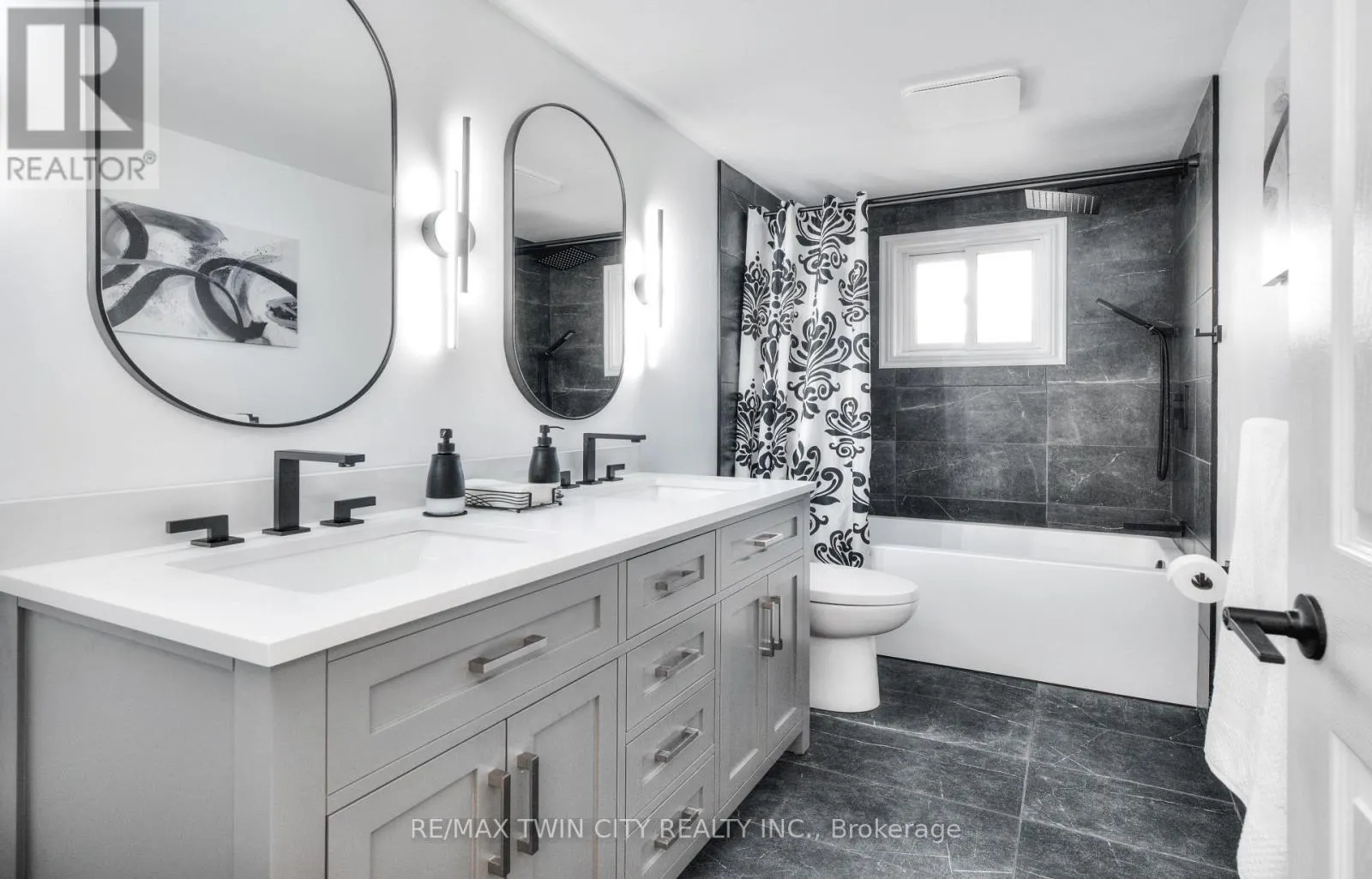 27 WHEATFIELD CRESCENT