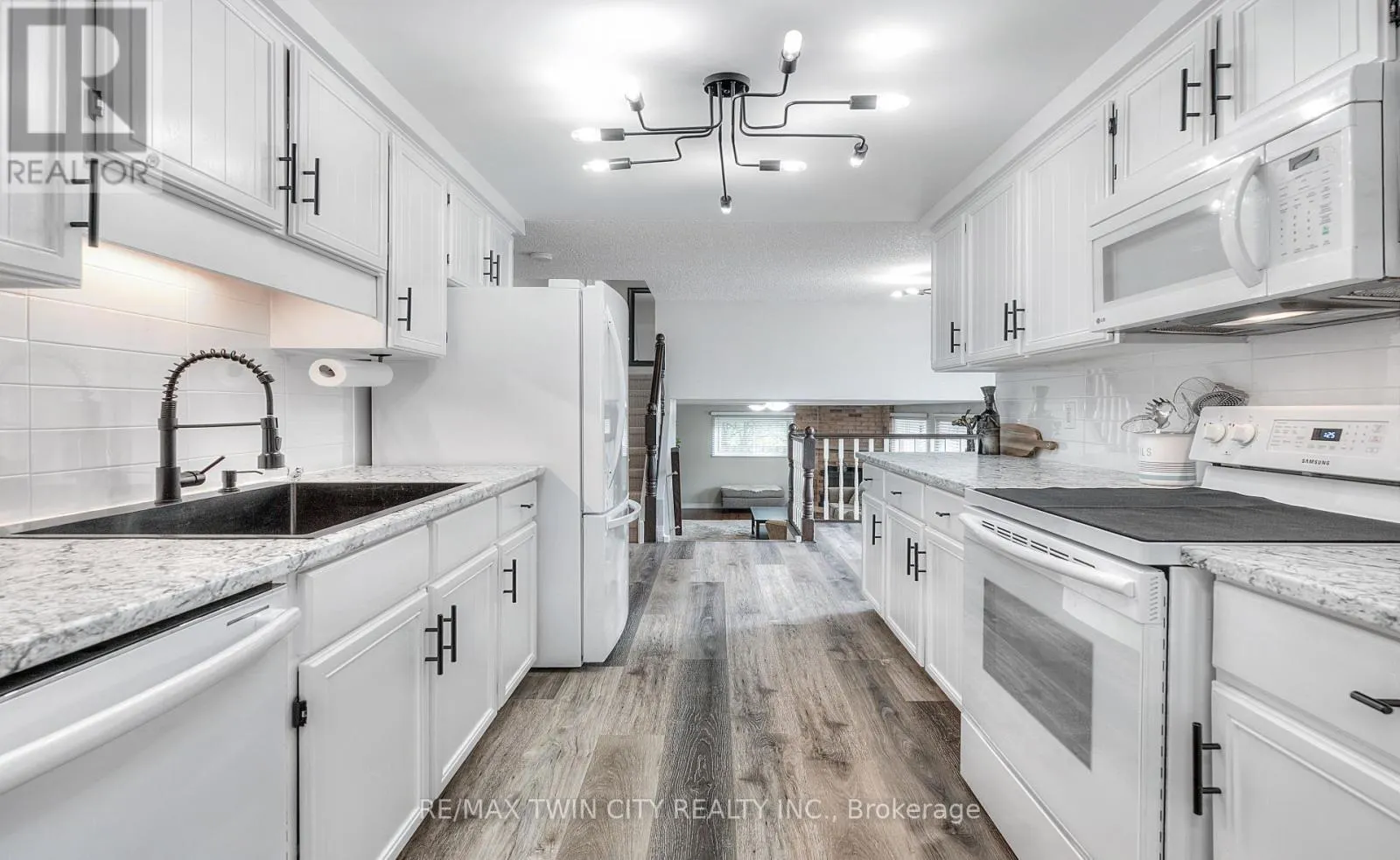 27 WHEATFIELD CRESCENT