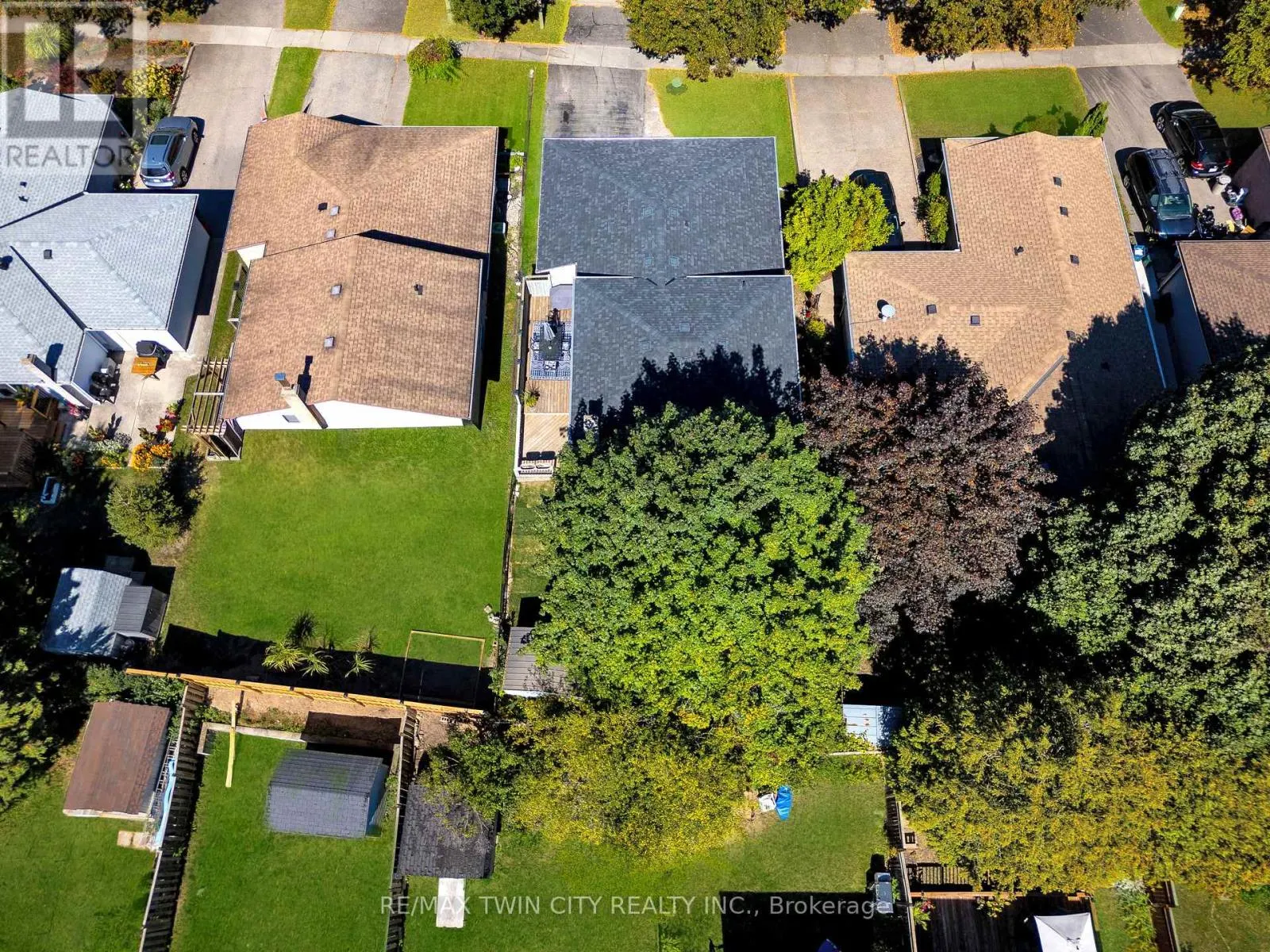 27 WHEATFIELD CRESCENT