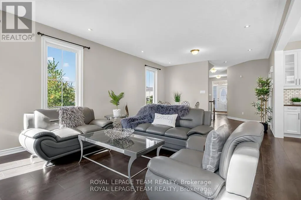 939 WHIMBREL WAY