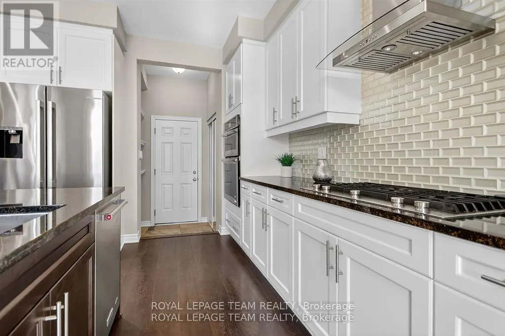 939 WHIMBREL WAY