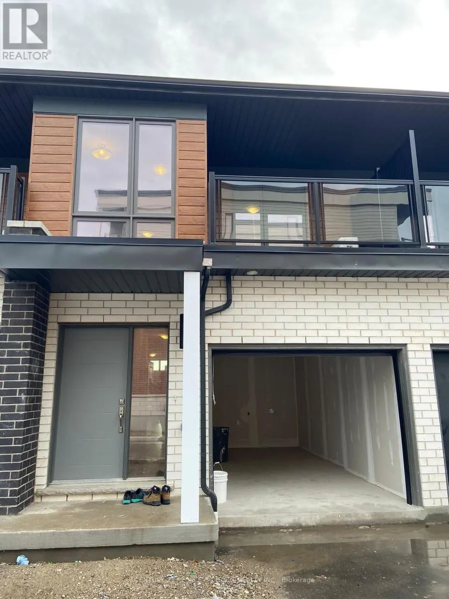 137 - 25 ISHERWOOD AVENUE