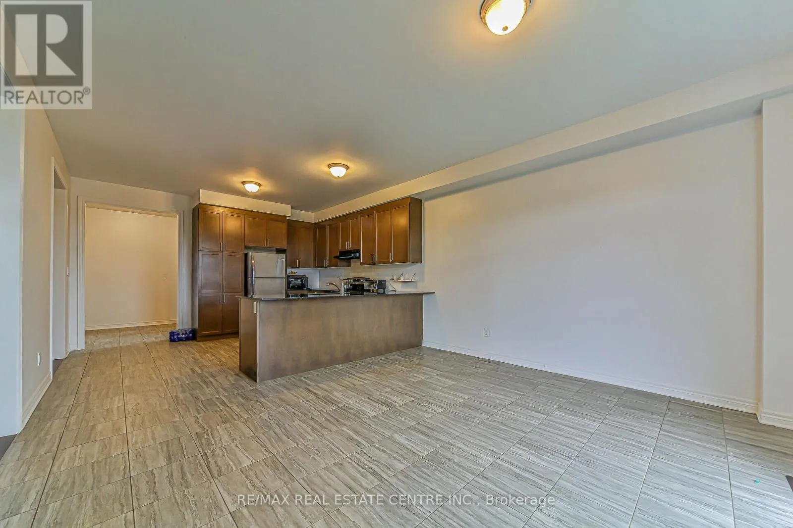 85 HOMESTEAD WAY