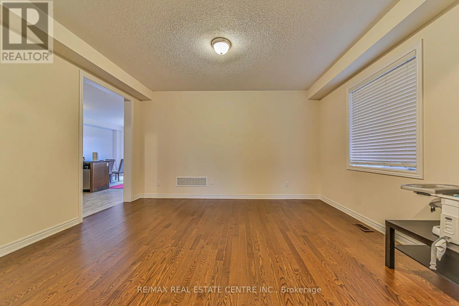 85 HOMESTEAD WAY