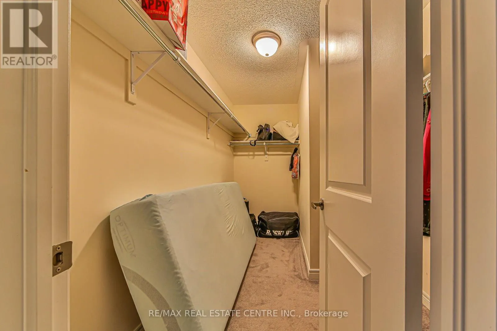 85 HOMESTEAD WAY