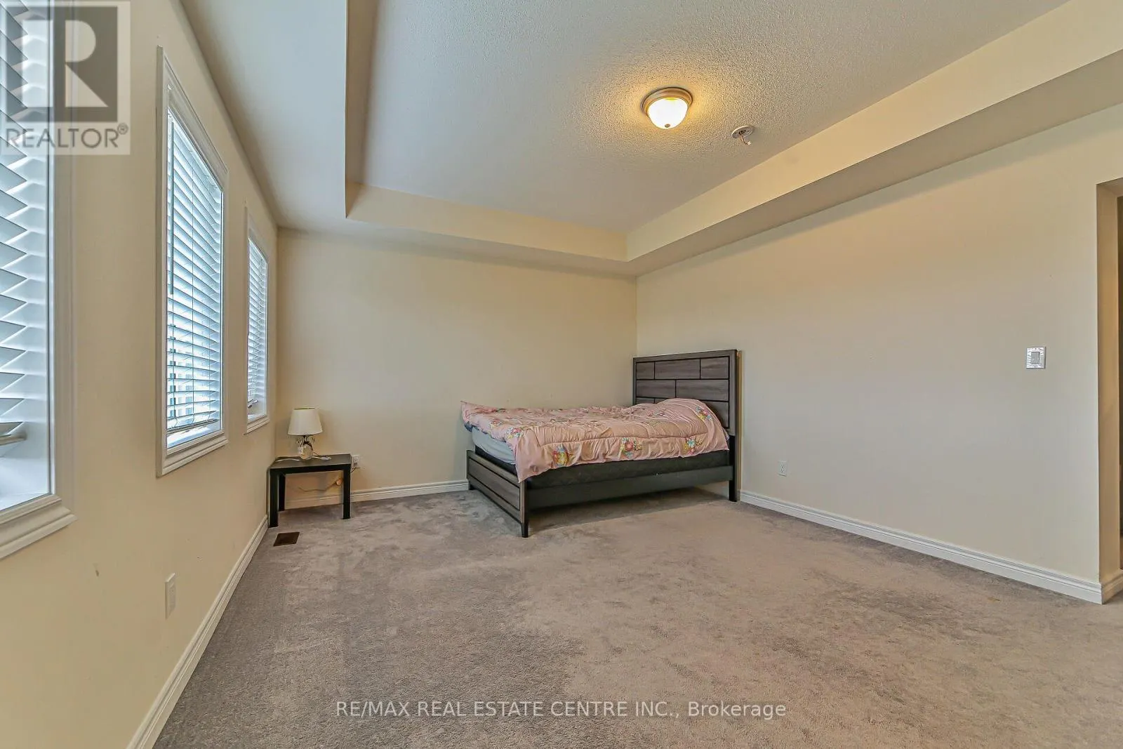 85 HOMESTEAD WAY