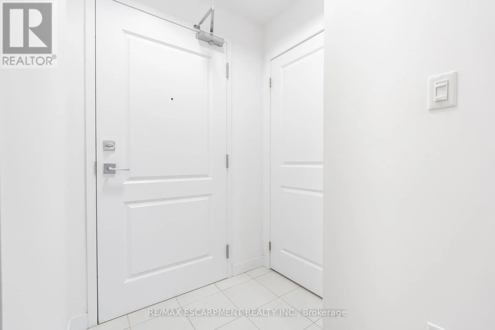 509 - 125 SHOREVIEW PLACE