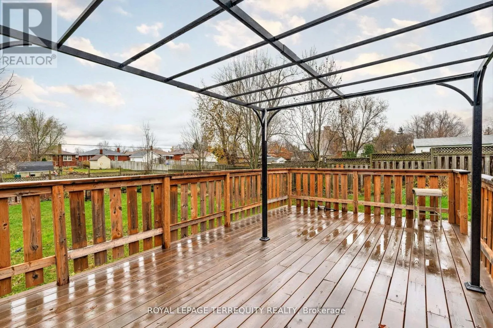 739 UPPER GAGE AVENUE
