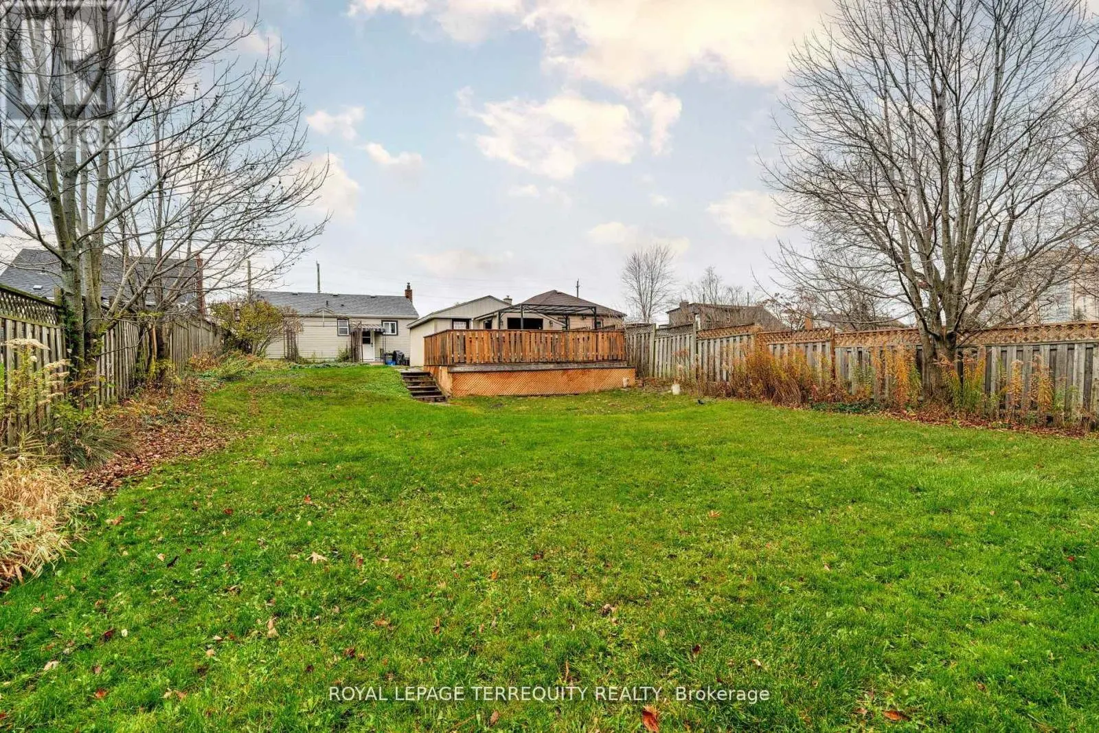 739 UPPER GAGE AVENUE