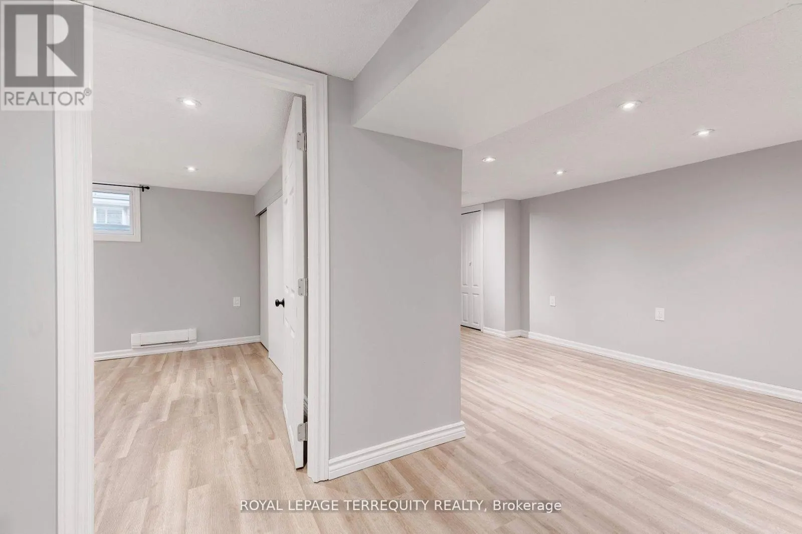 739 UPPER GAGE AVENUE