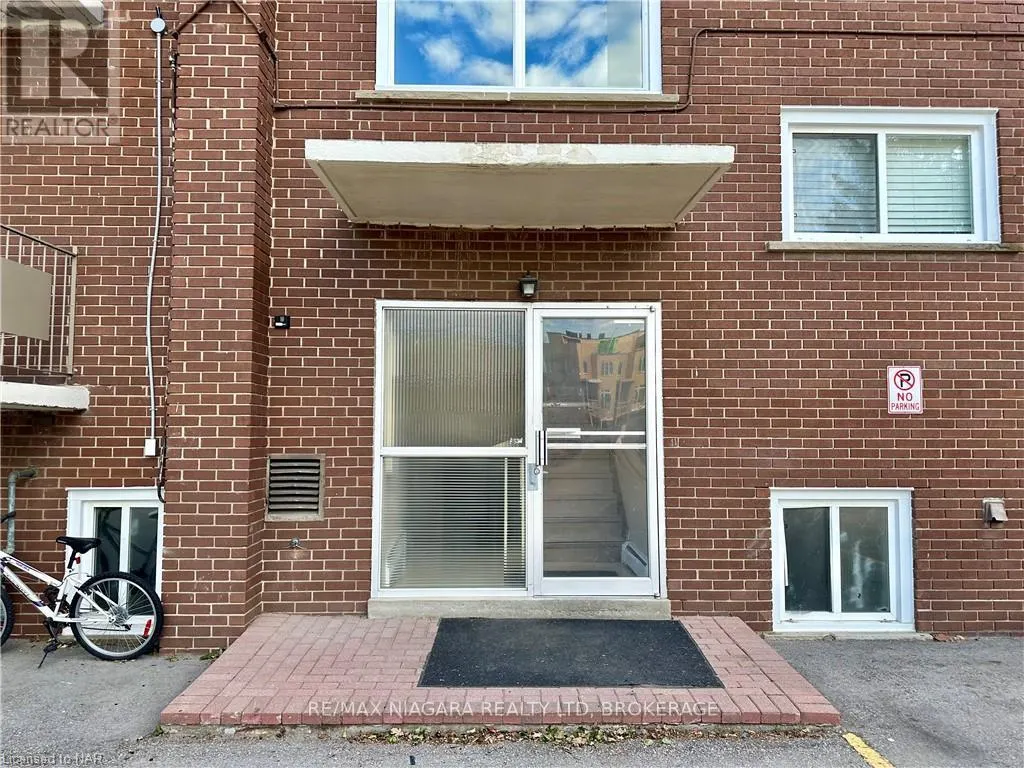 4 - 286 VINE STREET, #4