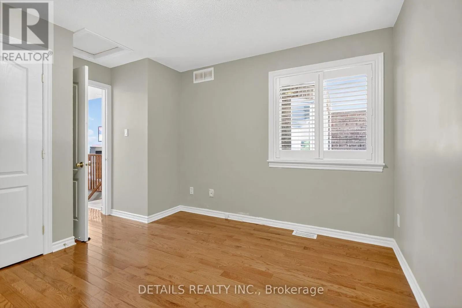 57 NIGHTHAWK CRESCENT CRESCENT
