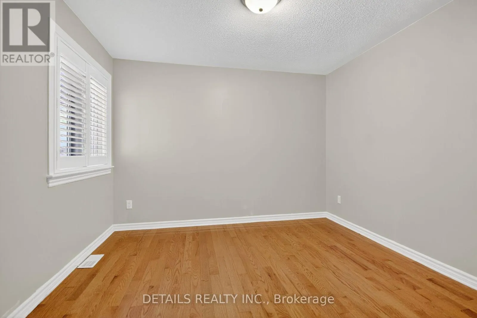 57 NIGHTHAWK CRESCENT CRESCENT