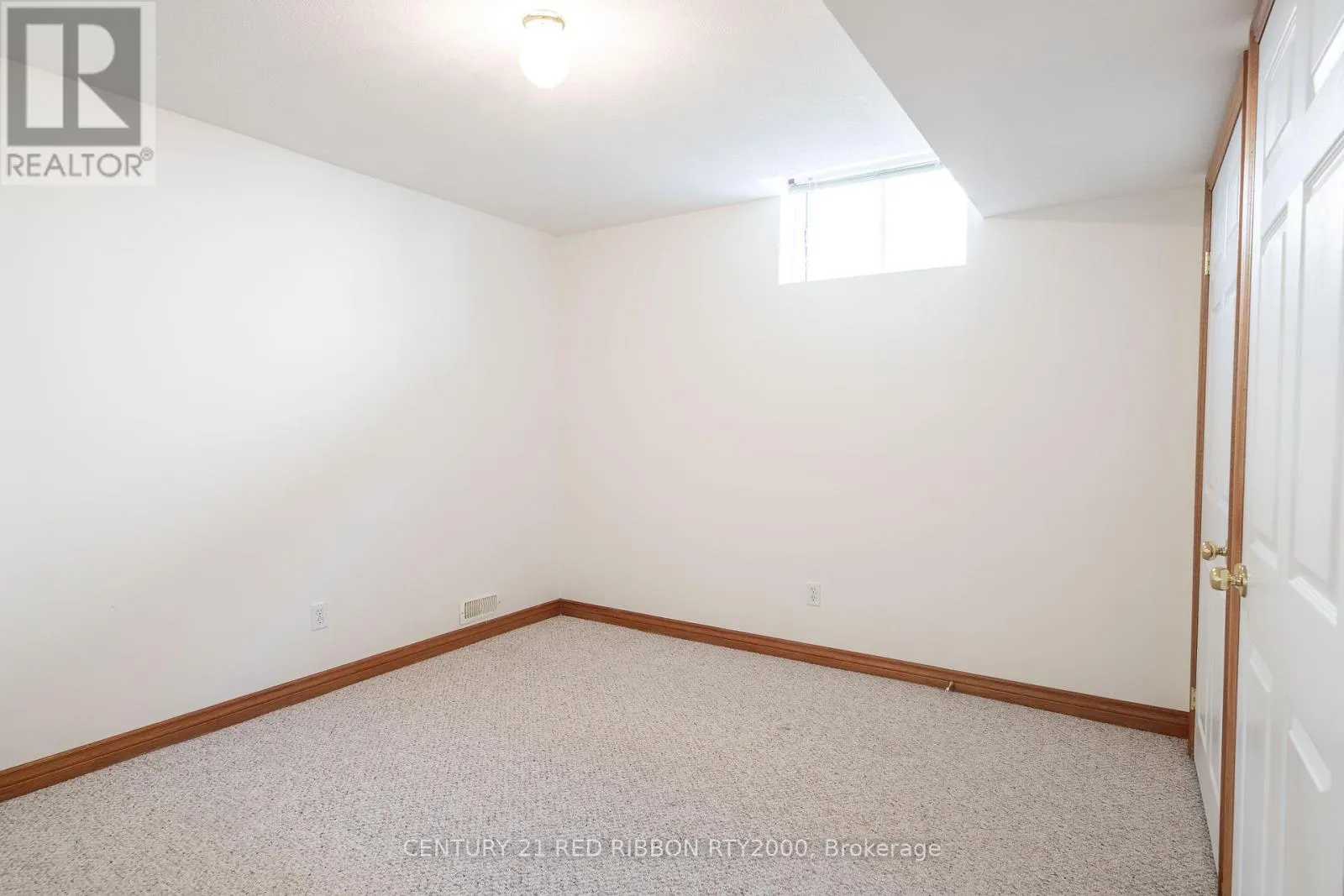 482 RIVERVIEW DRIVE