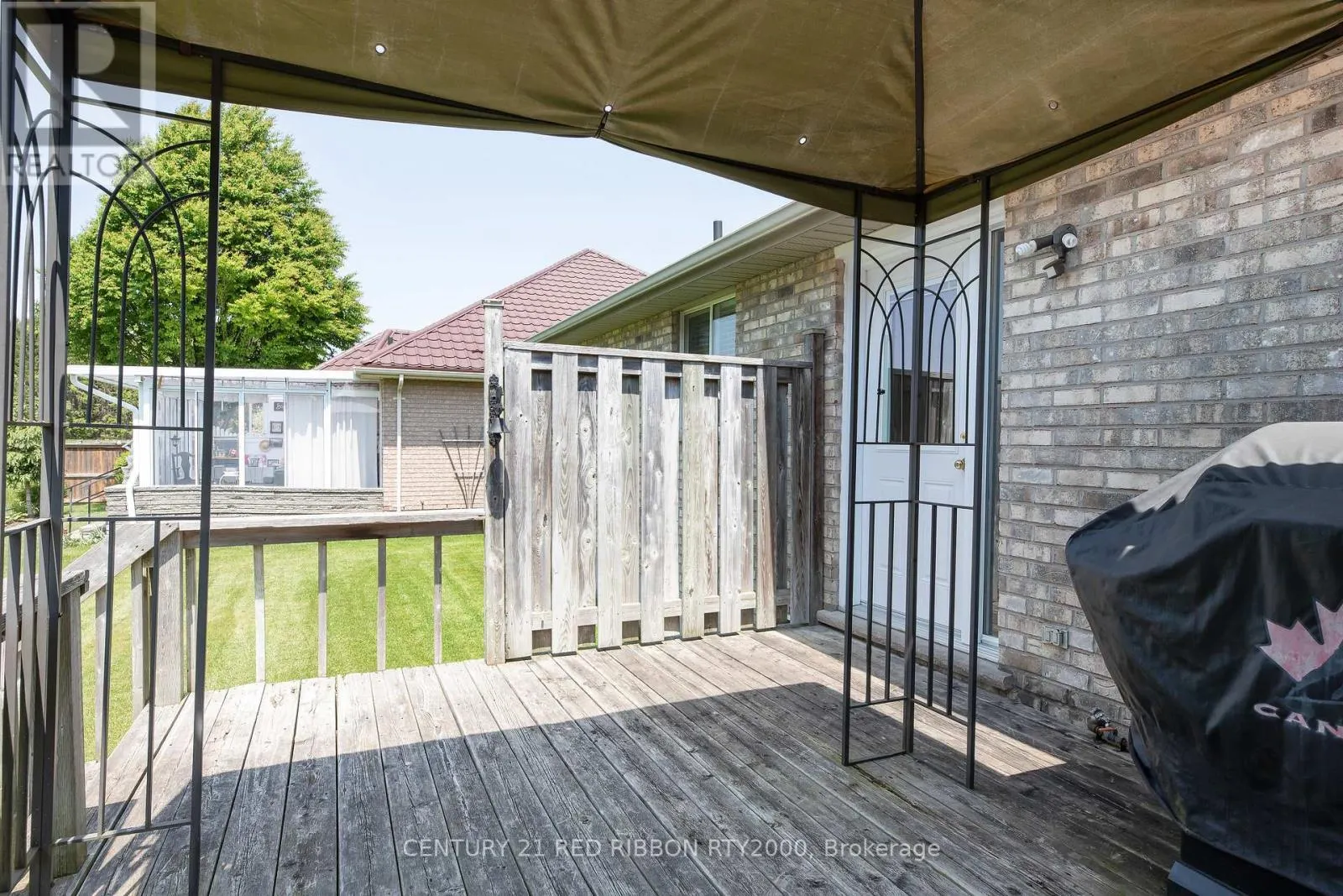482 RIVERVIEW DRIVE