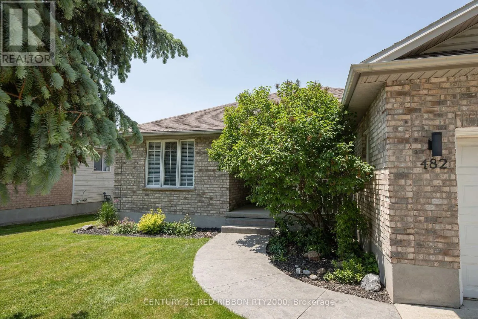 482 RIVERVIEW DRIVE