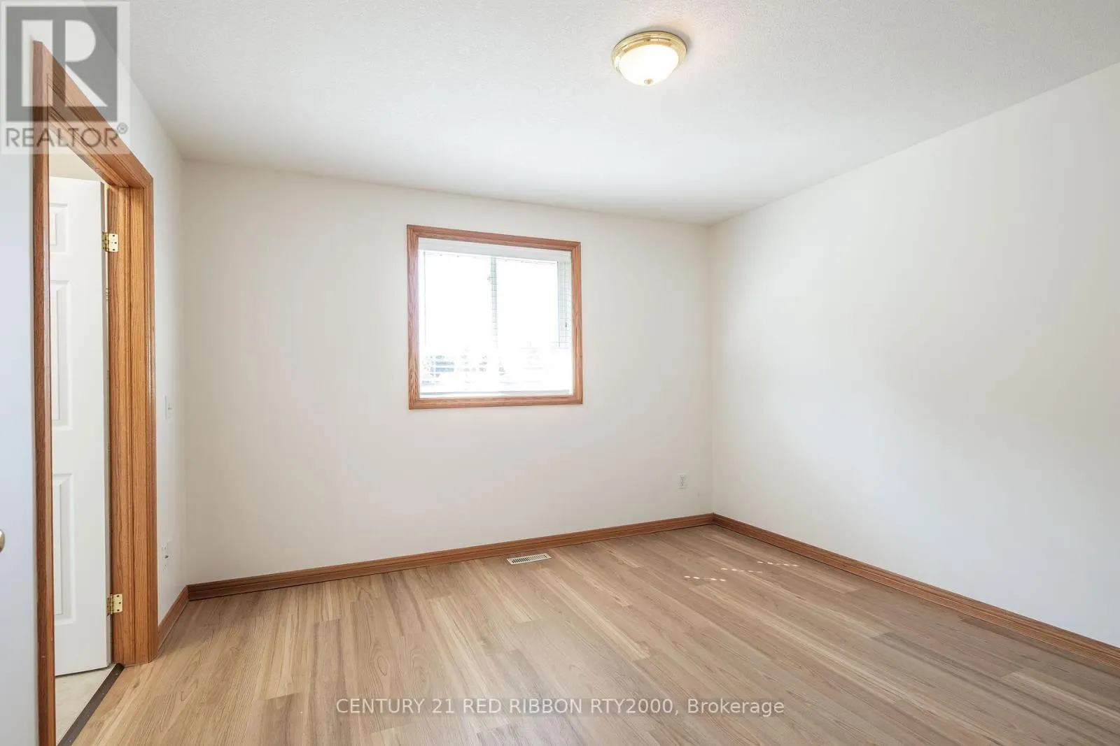 482 RIVERVIEW DRIVE