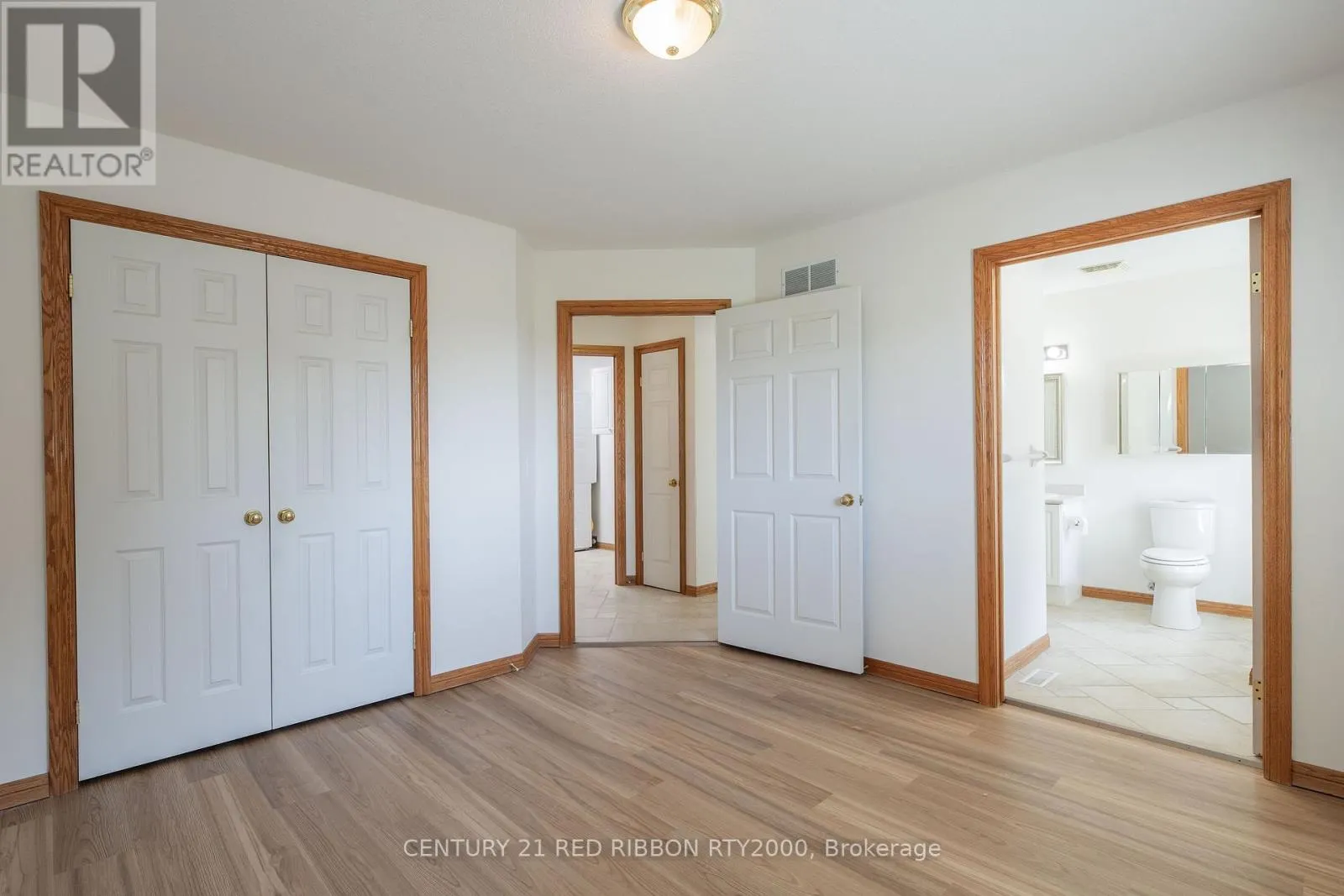 482 RIVERVIEW DRIVE