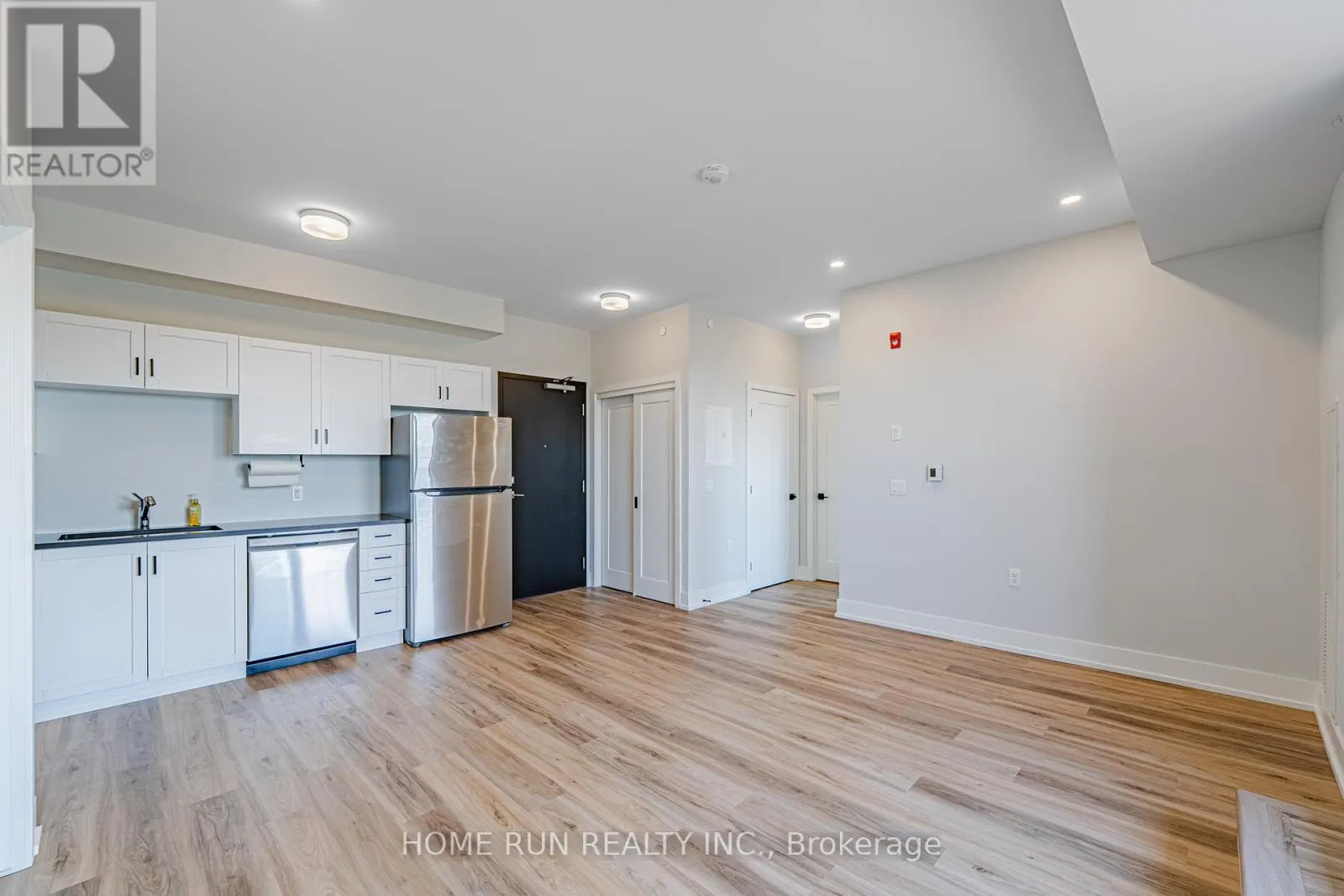 1350 HEMLOCK ROAD