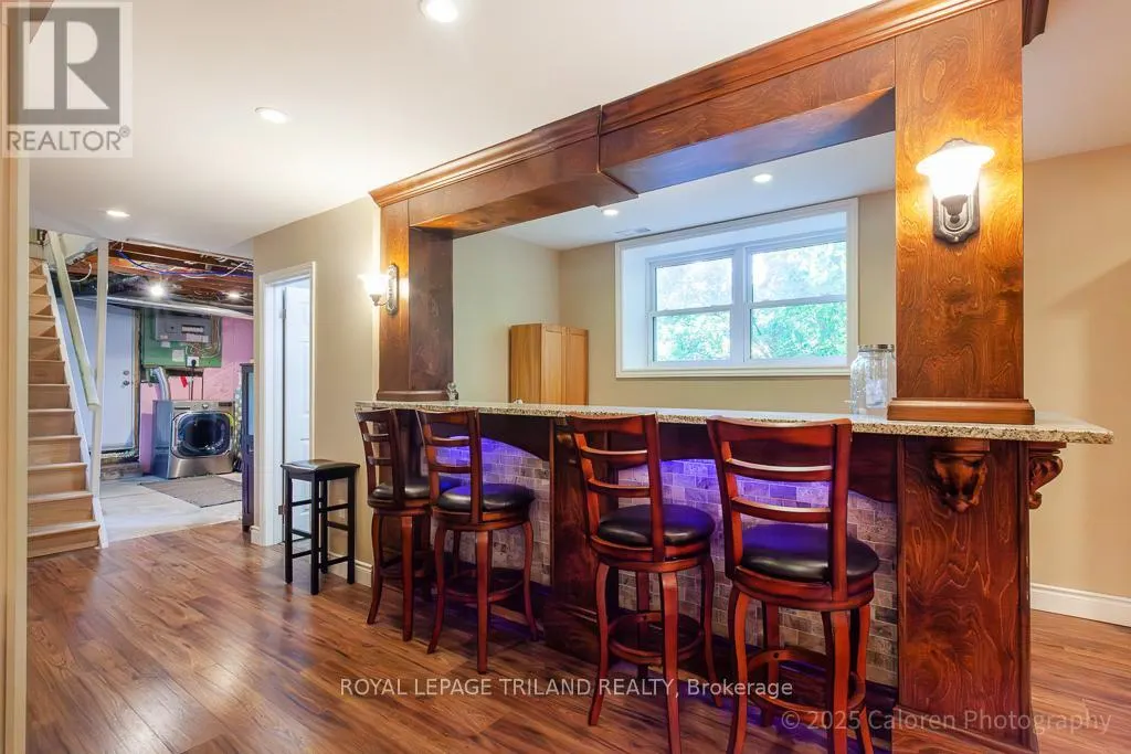 749 COMMISSIONERS ROAD W